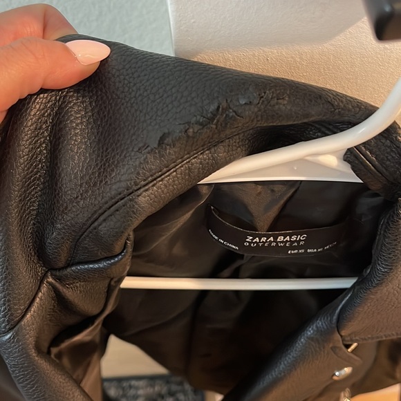 Leather jacket - Picture 2 of 2